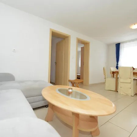 Apartment Martin Vrsi